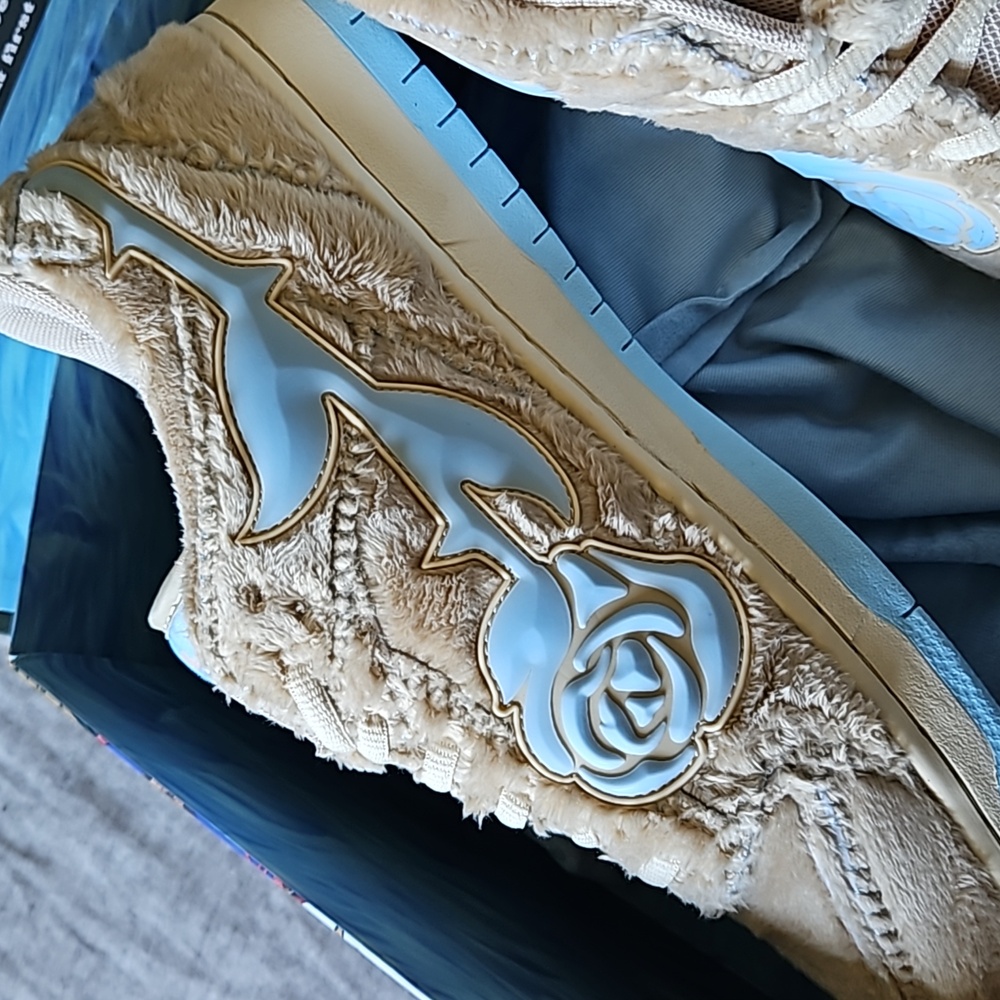 Kizo Rose Sneakers